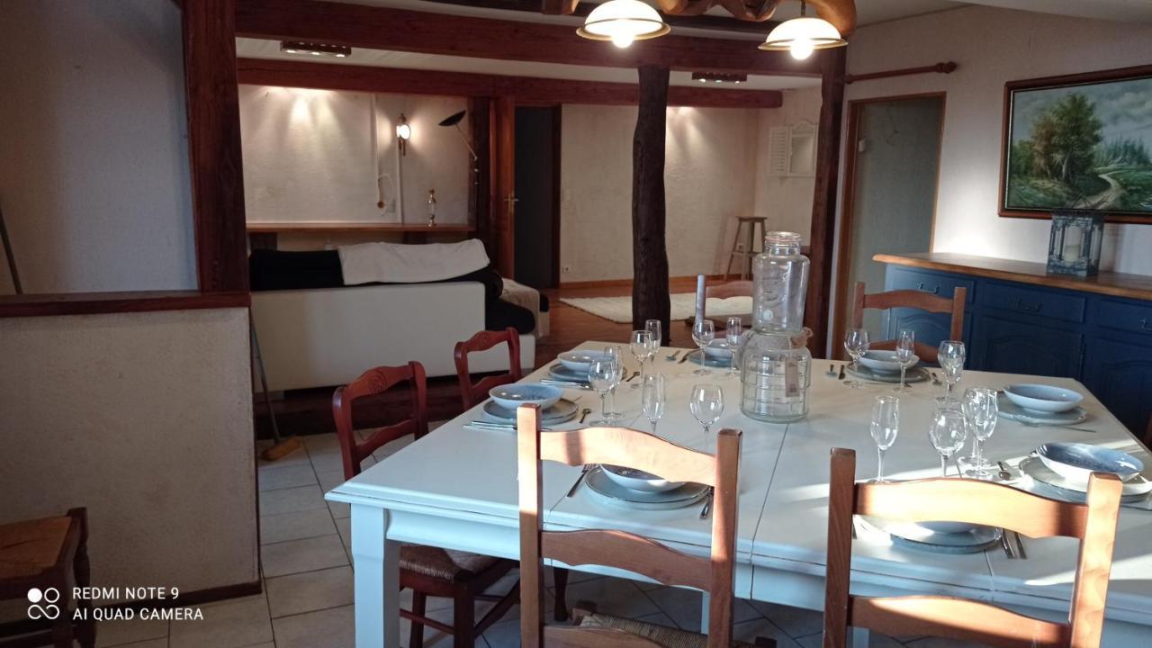 Maison De Ferme Au Calme Jusqu'A 10 Personnes Gannay-sur-Loire Exteriör bild