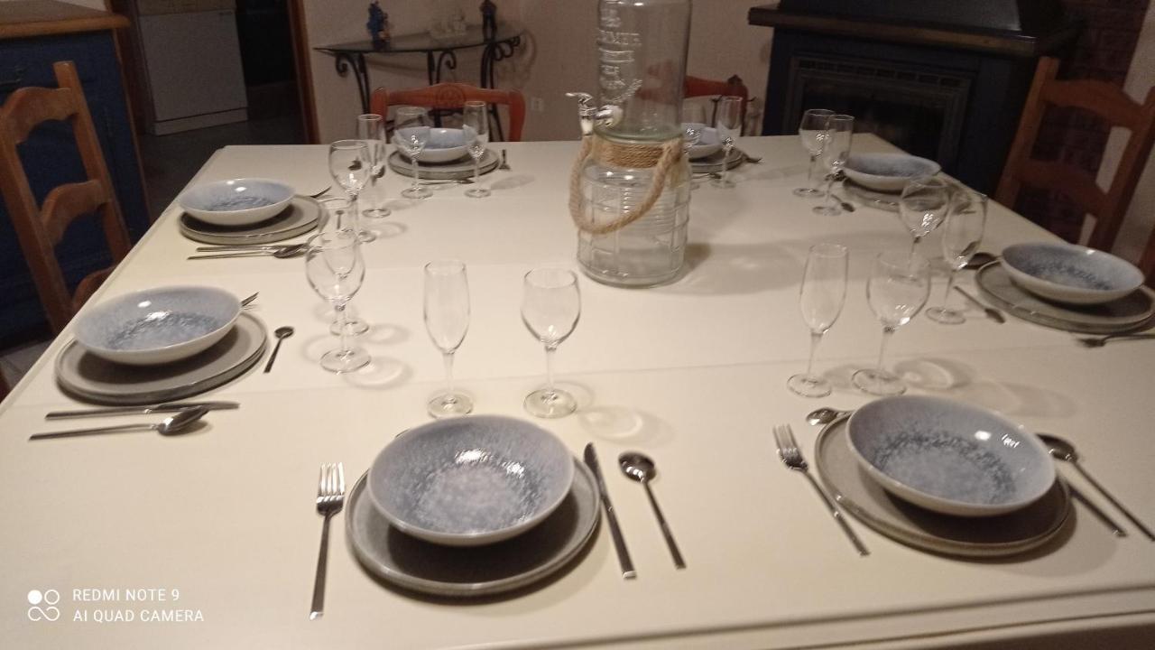 Maison De Ferme Au Calme Jusqu'A 10 Personnes Gannay-sur-Loire Exteriör bild